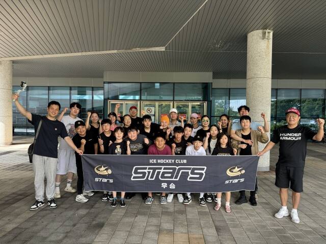 인천스타즈아이스하키클럽이 제106회 전국동계체육대회 아이스하키(초등부) 인천대표로 선발됐다. 인천스타즈 제공
