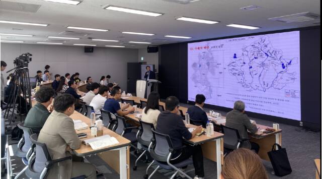 시흥시는 최근 도시철도 노선 확충에 따른 역세권 개발을 위한 도시 포럼을 개최했다. 시흥시 제공