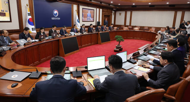정부는 10일 오전 정부서울청사에서 ‘성폭력 범죄의 처벌 등에 관한 특례법 일부 개정 공포안’을 의결했다. 연합뉴스
