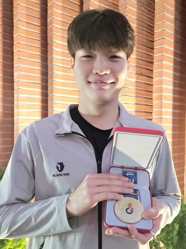 핀수영 남고부 짝핀100m에서 금메달을 획득한 문성빈(인천체고3). 박귀빈기자