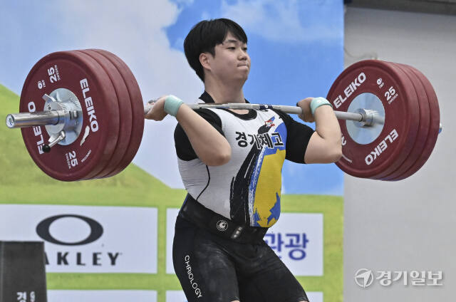 제105회 전국체전, 경기체고 김동우 96kg 통합 금메달 [포토뉴스]