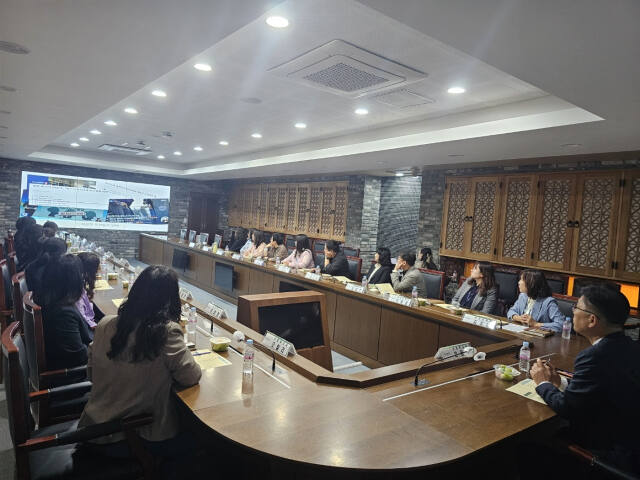 연천군 사례관리사 학습동아리 ‘희망드림’. 연천군 제공