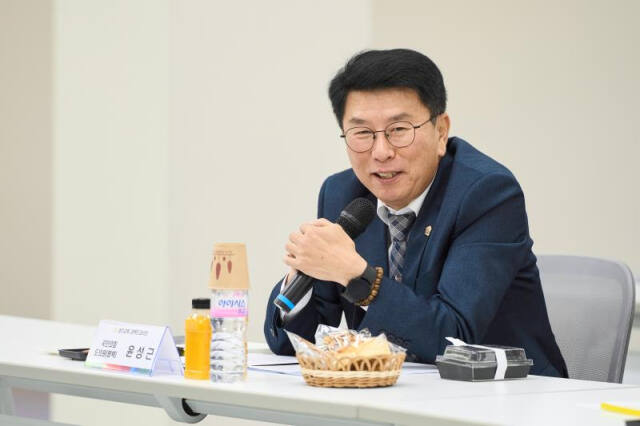 윤성근 경기도의회 안전행정위원회 부위원장. 경기도의회 제공