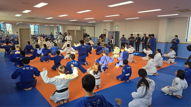 한국마사회 유도단 재능기부 현장. 한국마사회 제공