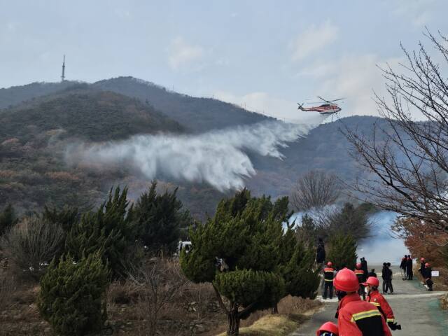 가을철 산불 방지를 대비해 예방 활동을 하고 있다. 인천시 제공