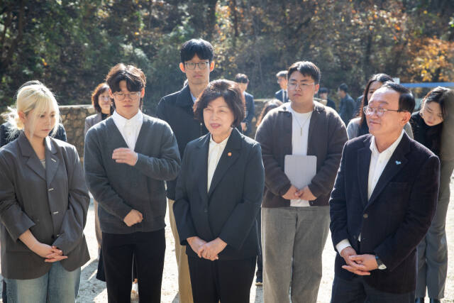 강정애 국가보훈부장관이 연천군 유엔군 화장장을 방문했다. 연천군 제공