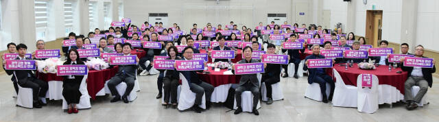 안산시 관내 기업인들이 대한민국 산업 재도약을 위해 과학고 유치돼야 한다고 한목소리를 냈다. 안산시 제공