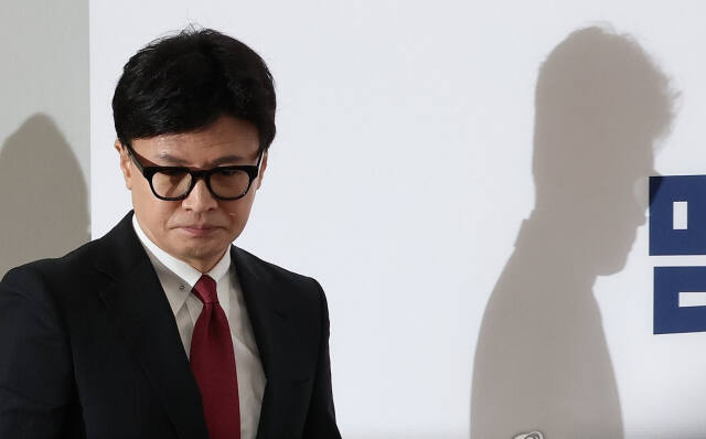 국민의힘 한동훈 대표가 지난 7일 오전 서울 여의도 국회에서 열린 최고위원회의에 참석하고 있다. 연합뉴스