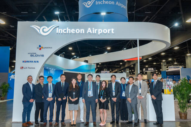 인천국제공항공사는 세계 최대 규모의 항공화물 행사인 ‘국제 항공화물 포럼 2024(Air Cargo Forum 2024)’에 참여해 인천공항을 홍보하고 글로벌 물류 관계자들에게 유치 활동을 했다. 공항공사 제공