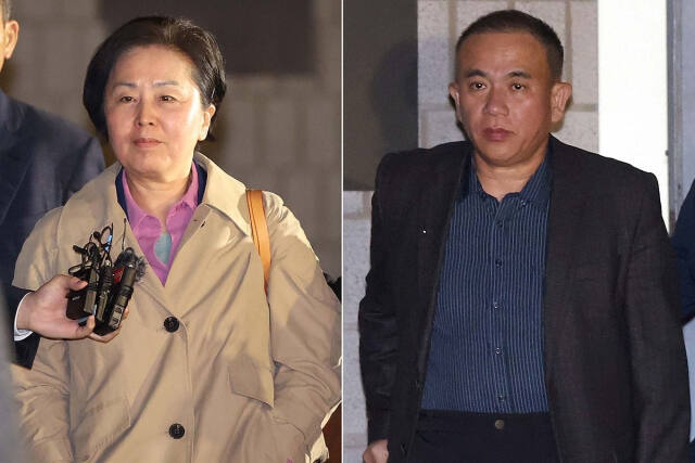 김건희 여사 공천 개입 의혹과 미래한국연구소의 불법 여론조사 의혹 등 사건의 핵심 인물인 국민의힘 김영선 전 의원과 명태균(오른쪽) 씨가 14일 오후 경남 창원시 성산구 창원지방법원(창원지법)에 구속 전 피의자 심문(영장실질심사)을 마치고 법원을 나서고 있다. 연합뉴스