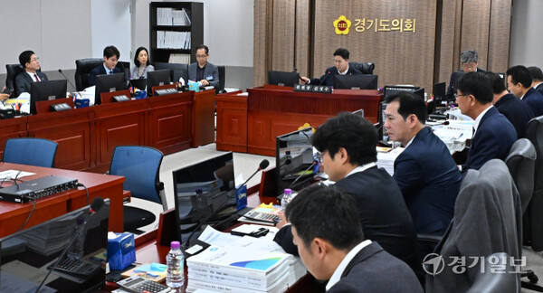 제379회 정례회 제1차 예산결산특별위원회 회의 모습. 홍기웅기자