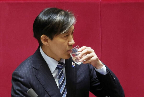 12일 대법원 확정 판결로 의원직을 상실하고 차기 대선에도 출마할 수 없게 된 조국혁신당 조국 개표. 연합뉴스