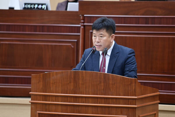 연천군의회 박운서 의원이 본회의에서 5분 자유발언을 하고 있다. 연천군의회 제공