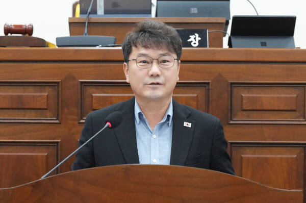 최근 하남시의회 본회의장에서 열린 제336회 정례회 제3차 본회의에서 최훈종 도시건설위원장이 5분 발언을 진행하고 있다. 하남시의회 제공