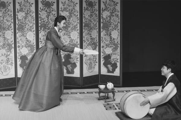 권송희(왼편)에게 생애 마지막으로 부르고 싶은 곡을 묻자, 자신에게 소리의 길을 일러준 영화 ‘서편제’ 속 진도 아리랑을 불러보고 싶다고 말했다. 본인 제공