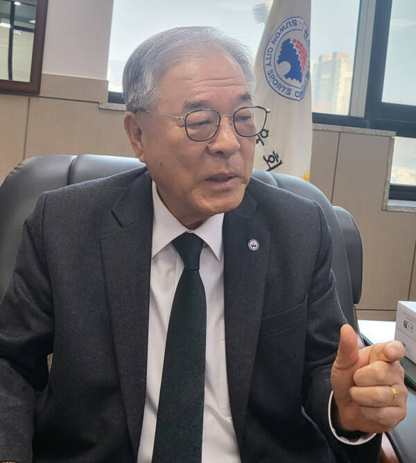 박광국 수원시체육회장인 신년 운영 계획을 밝히고 있다.황선학기자