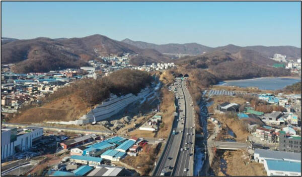 광주시는 교통환경 개선과 지역 균형 발전 등을 목표로 2025년 총 592억 원 규모의 예산을 투입해 자체 도로망 확충 사업을 적극 추진한다고 밝혔다. 광주시 제공