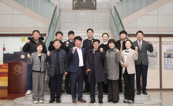 인천 남동구의회 총무위원회가 17일 남동구 주민자치협의회 임원진들과 간담회를 했다. 남동구의회 제공