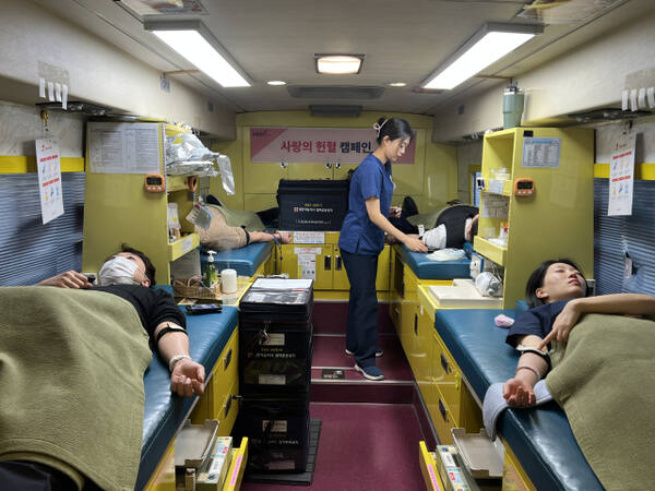 한국건강관리협회 경기도지부가 20일 올해 첫 번째 사랑나눔 헌혈 캠페인을 진행했다. 협회 제공