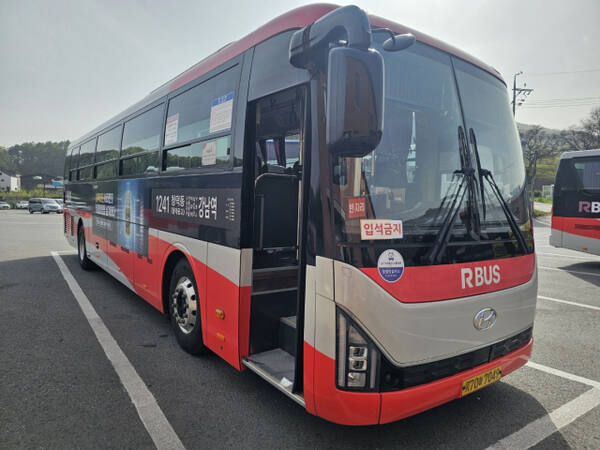 용인특례시 관내에 운영되고 있는 수요응답형 버스(DRT). 용인특례시 제공