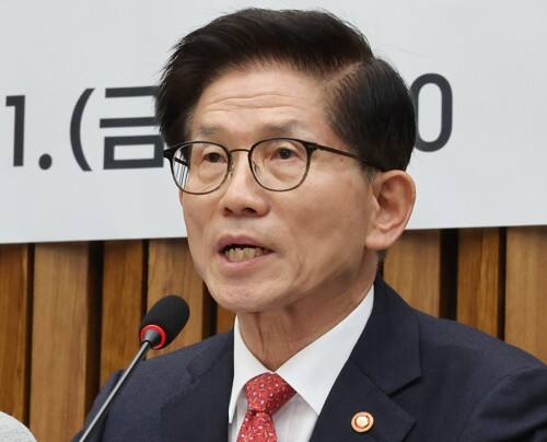 김문수 고용노동부 장관. 연합뉴스
