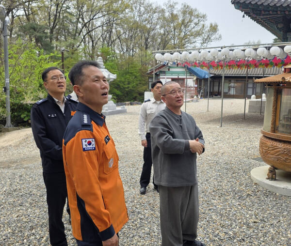 하남소방서, 부처님 오신날 대비 선법사 현장안전지도 실시. 하남소방서 제공
