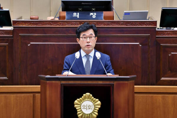 의왕시의회 김태흥 부의장. 의왕시의회 제공