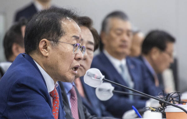 국민의힘 홍준표 대선 경선 후보가 28일 서울 여의도 중소기업중앙회를 방문해 가진 정책간담회에서 말하고 있다. 연합뉴스