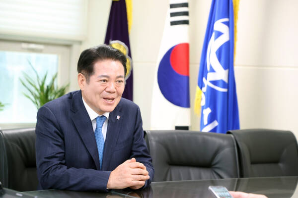 최대호 안양시장. 안양시 제공.