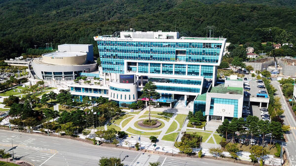 이천시청 전경. 이천시 제공