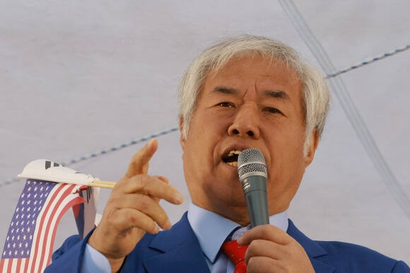 전광훈 사랑제일교회 목사가 지난 5일 대한민국바로세우기국민운동본부 주최 광화문 국민대회에 참석해 발언하는 모습. 연합뉴스