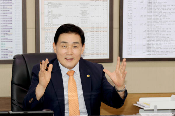 문경복 인천 옹진군수. 군 제공