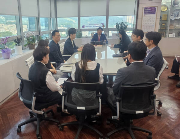 광주시는 지난 27일 동남아(베트남·태국) 지역에 파견된 ‘2025 동남아 해외시장개척단’과 차담회를 갖고 주요 성과공유와 참여 기업 애로사항을 청취했다.광주시제공