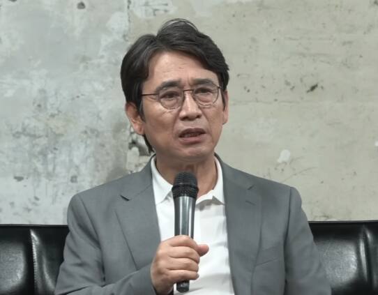 유시민 작가. 유튜브 채널 ‘김어준의 다스뵈이다’ 캡처