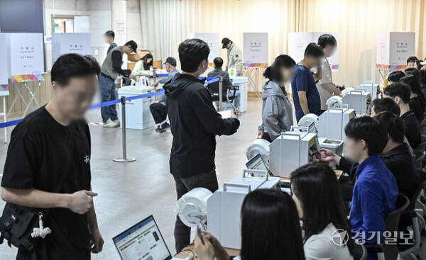 부정선거 불지핀 ‘선관위’, 사전투표 무용론 [6·3 대선]