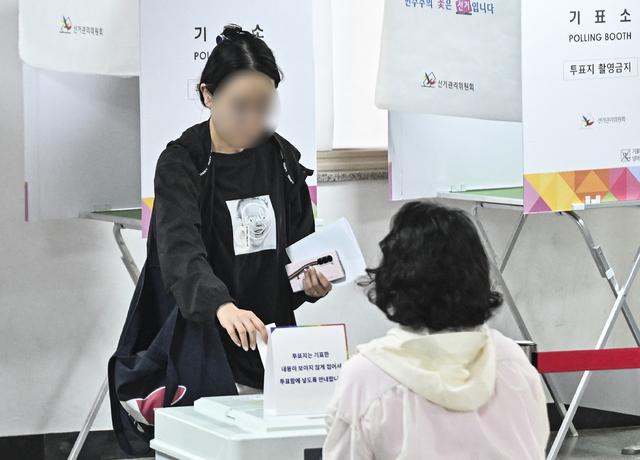 제21대 대통령 선거 투표_홍_2025060308144997325