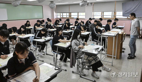 2025년 6월 전국연합학력평가 시작 [포토뉴스]