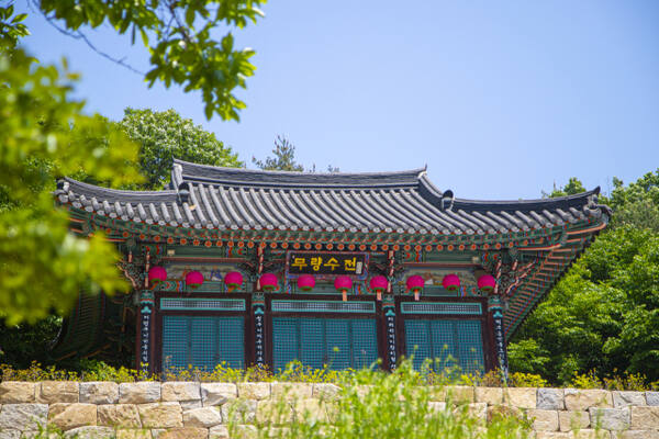 파주 검단사 무량수전 전경. 경기도관광공사 제공