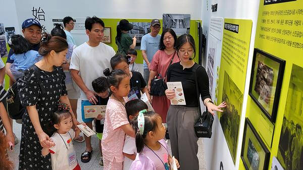 산업의 도시인 안산시가 자동차 부품으로 본 안산의 역사를 조명하기 위해 기획전시인 ‘INSIDE CAR’를 안산산업역사박물관에서 개최 총 11만8천여 명의 관람객을 방문하는 등 성황리에 마무리 했다. 안산시 제공