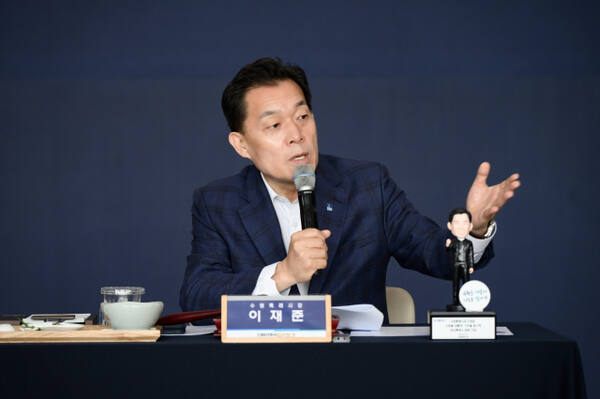 지난 12일 대한민국특례시장협의회 2025 상반기 정기회의에 참석한 이재준 시장이 발언하고 있다. 수원시 제공