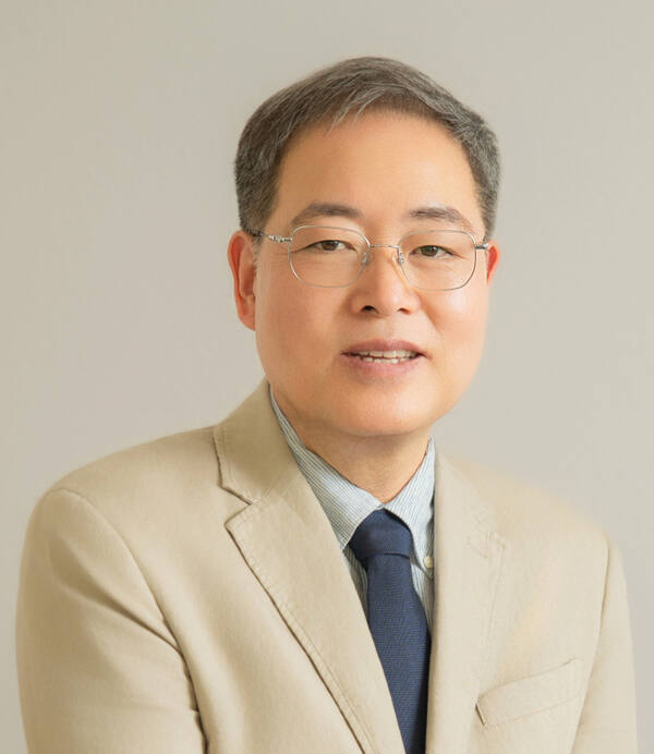한경국립대 김찬기 교수가 제9대 총장으로 당선됐다.-한경국립대 제공-