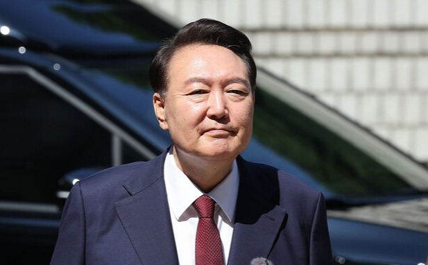 내란특검 "고검 지하주차장은 다 차단…尹, 현관 출입해야"