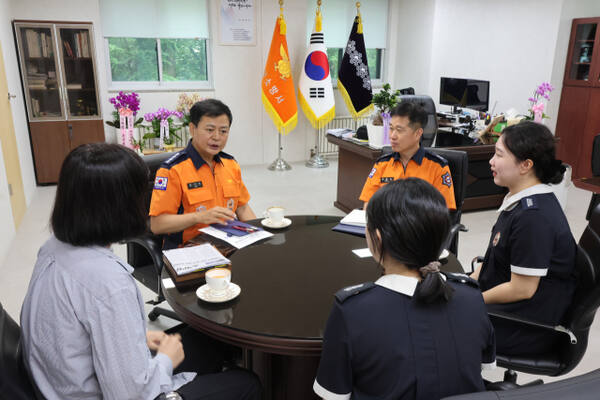 안양소방서는 4일 임신 중인 직원과 따뜻한 티타임을 가지며 진정한 응원의 시간을 가졌다. 안양소방서 제공