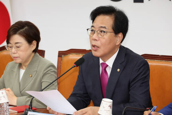 7일 국민의힘 송언석 비대위원장 겸 원내대표가 국회에서 열린 비상대책위원회의에서 발언하고 있다. 연합뉴스
