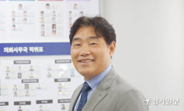 취임 1년을 맞은 김운남 제9대 고양특례시의회 후반기 의장. 신진욱기자