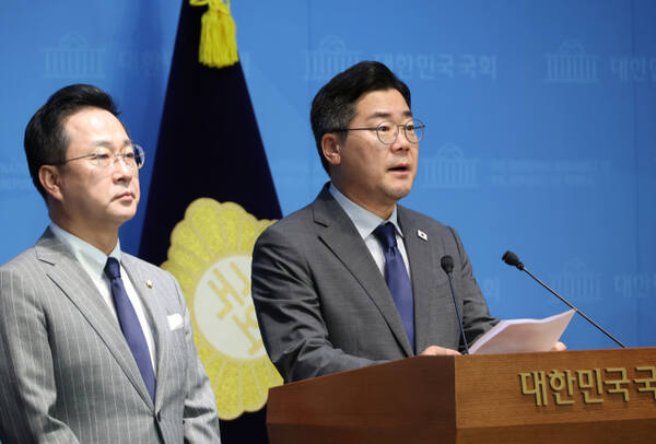 박찬대 “尹 관저 인간방패 국힘 45인, 의원 제명 결의안 발의”