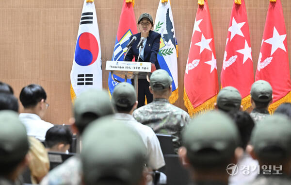 지난 2015년 8월 비무장지대 목함지뢰 도발이 발생한지 10년이 지난 4일 오후 파주시 임진각에서 'REMEMBER 804 10주년 결의대회'가 열렸다. 강윤진 국가보훈부차관이 격려사를 하고 있다. 홍기웅기자