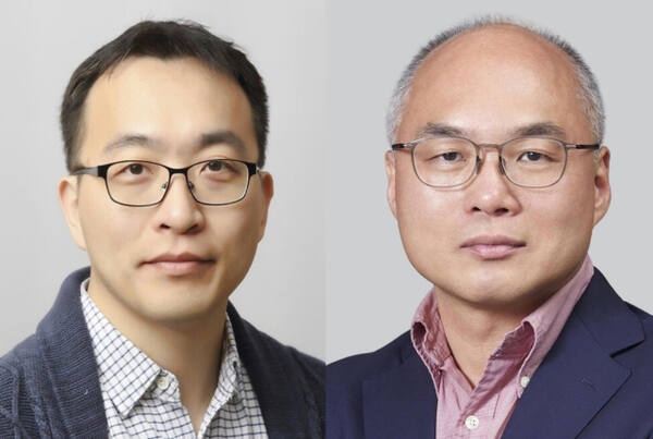 김명웅 화학·화학공학융합학과 교수(왼쪽)와 이진균 고분자공학과 교수(오른쪽). 인하대학교 제공