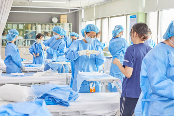 인하대학교, 미래 간호사 꿈꾸는 청소년들을 위한 특별한 간호 체험 프로그램 성료! 🩺