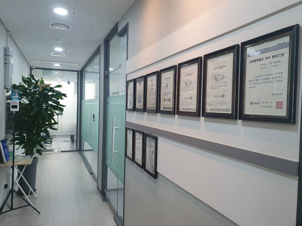 ㈜사성파워, 글로벌 배터리 시장의 새로운 대안 [경기도 혁신의 중심, 유... - 뉴스 썸네일 이미지